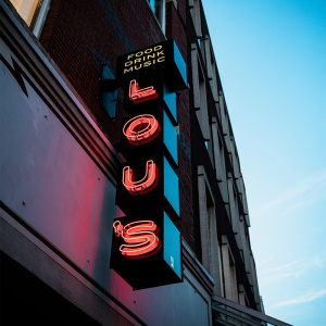 Facade of Lou's