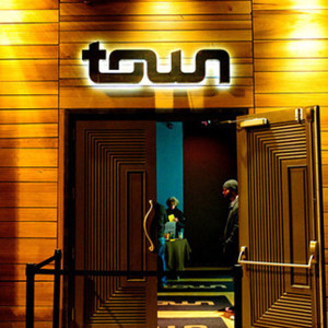Image of the venue: Town