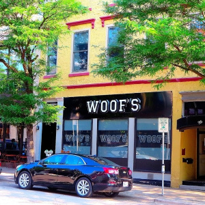 Image of the venue: Woof's